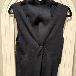 Elie Tahari Cut out sleeves knitwear top size XL